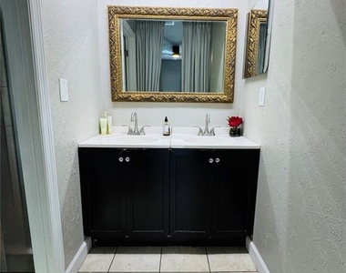 6511 Jarvis Road - Photo Thumbnail 9