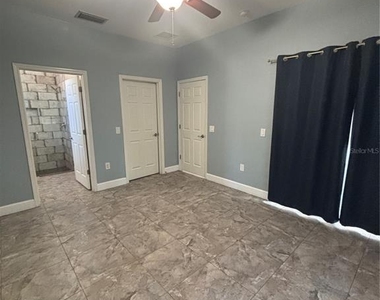 5119 Rilma Avenue - Photo Thumbnail 12