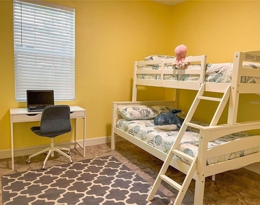 5119 Rilma Avenue - Photo Thumbnail 11