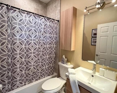5119 Rilma Avenue - Photo Thumbnail 12