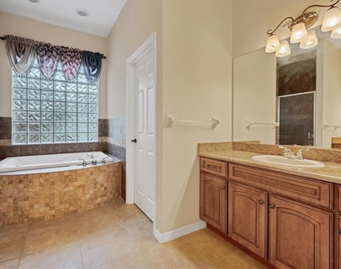 2780 Bethel Court S - Photo Thumbnail 13