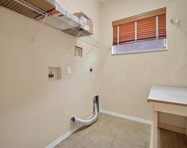 2780 Bethel Court S - Photo Thumbnail 24