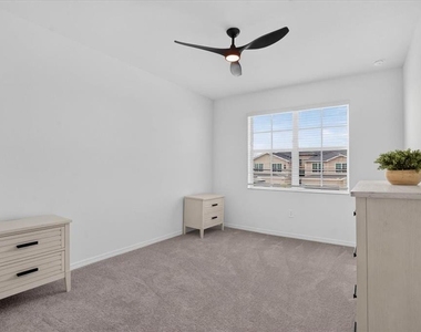 19209 Cherrystone Way - Photo Thumbnail 14