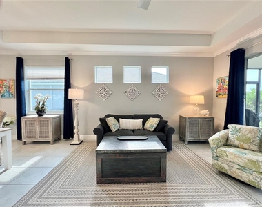 2946 Trustee Avenue - Photo Thumbnail 22