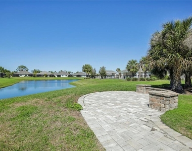 2946 Trustee Avenue - Photo Thumbnail 2