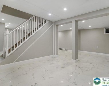 400 Cedar Drive - Photo Thumbnail 31