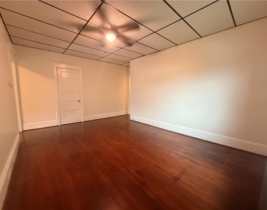 943 Center Street - Photo Thumbnail 1