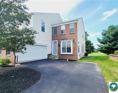 1816 Emerald Drive - Photo Thumbnail 1