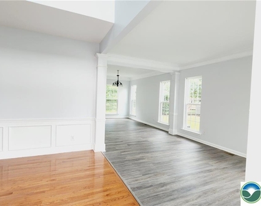 1816 Emerald Drive - Photo Thumbnail 11