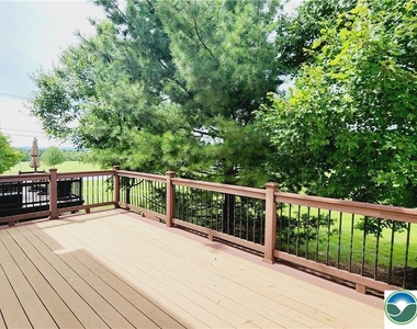 1816 Emerald Drive - Photo Thumbnail 4