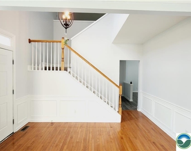 1816 Emerald Drive - Photo Thumbnail 22