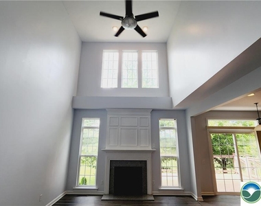 1816 Emerald Drive - Photo Thumbnail 13