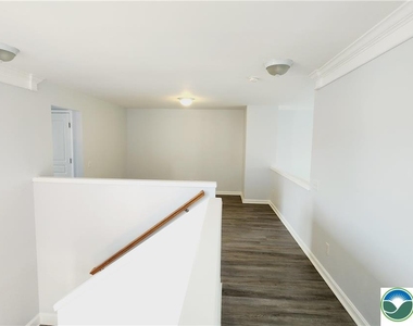 1816 Emerald Drive - Photo Thumbnail 26