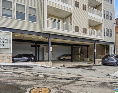 623 Walnut Avenue - Photo Thumbnail 19