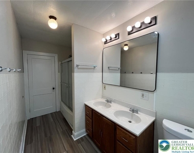 543 W Emaus Avenue - Photo Thumbnail 43