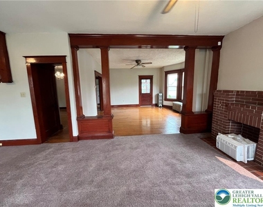 543 W Emaus Avenue - Photo Thumbnail 20