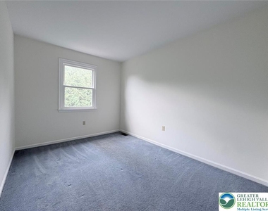 1217 Nelson Street - Photo Thumbnail 9