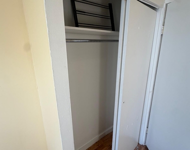 West 179th Street - Photo Thumbnail 8