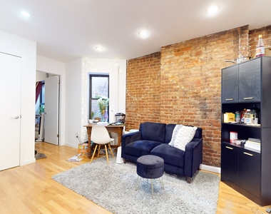 431 East 73rd Street - Photo Thumbnail 4