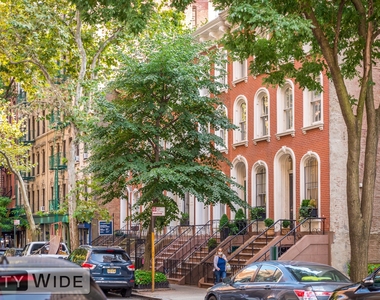 431 East 73rd Street - Photo Thumbnail 12