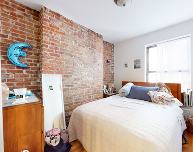 431 East 73rd Street - Photo Thumbnail 3