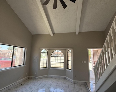 11708 Sierra Azul Drive - Photo Thumbnail 6