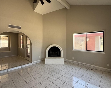 11708 Sierra Azul Drive - Photo Thumbnail 4