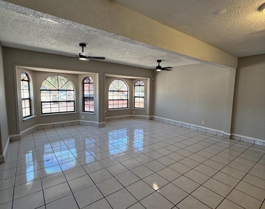 11708 Sierra Azul Drive - Photo Thumbnail 20