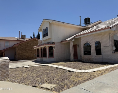 11708 Sierra Azul Drive - Photo Thumbnail 2