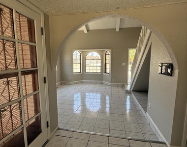 11708 Sierra Azul Drive - Photo Thumbnail 9