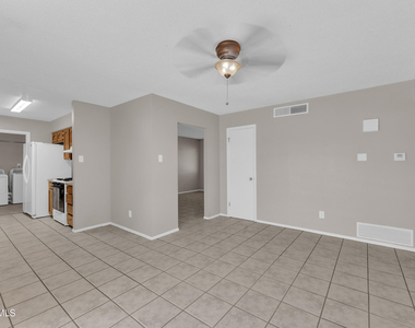 228 Caribe Circle - Photo Thumbnail 10