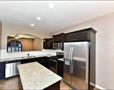 3741 Loma Adriana - Photo Thumbnail 13