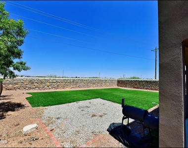3741 Loma Adriana - Photo Thumbnail 35