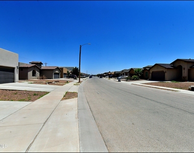 3741 Loma Adriana - Photo Thumbnail 39