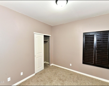 3741 Loma Adriana - Photo Thumbnail 26