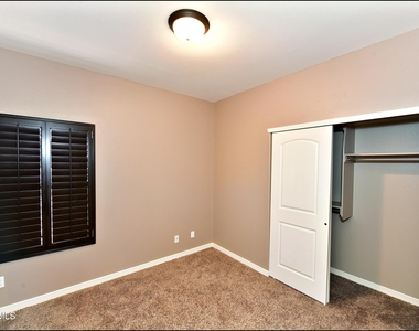 3741 Loma Adriana - Photo Thumbnail 30