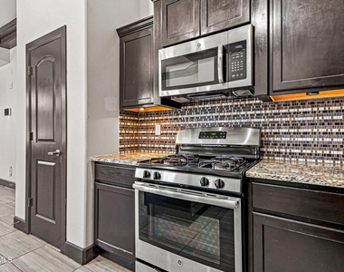 12744 Midland Court - Photo Thumbnail 35