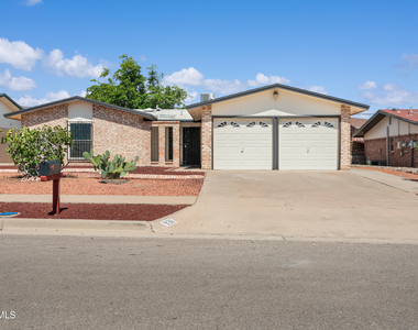 936 Oneida Drive - Photo Thumbnail 27