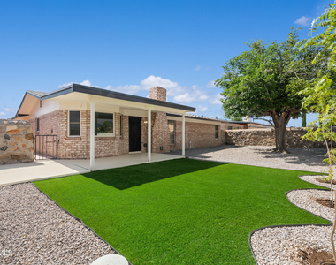 936 Oneida Drive - Photo Thumbnail 21