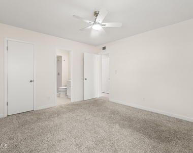 936 Oneida Drive - Photo Thumbnail 17