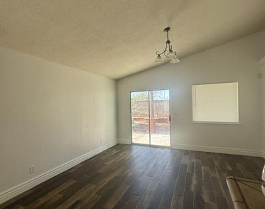 12720 Lorenzo Frias Court - Photo Thumbnail 11
