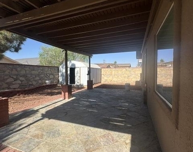 12720 Lorenzo Frias Court - Photo Thumbnail 31