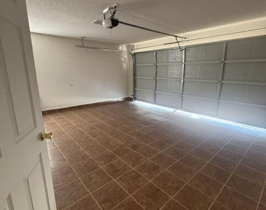 12720 Lorenzo Frias Court - Photo Thumbnail 27