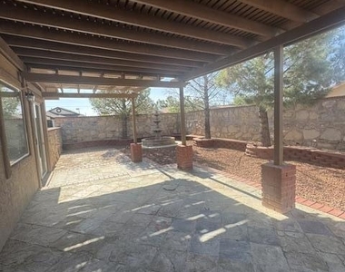 12720 Lorenzo Frias Court - Photo Thumbnail 39