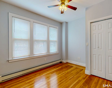 51 Mead Street - Photo Thumbnail 7