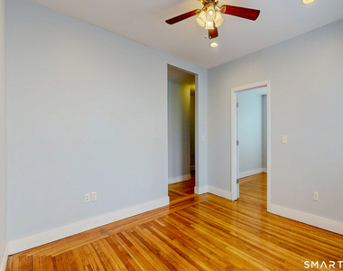 51 Mead Street - Photo Thumbnail 10