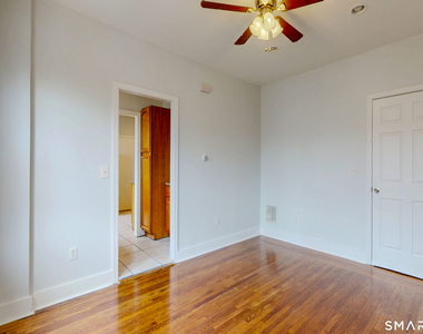 51 Mead Street - Photo Thumbnail 6