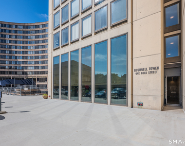 1 Gold Street - Photo Thumbnail 3