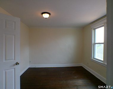 1698 North Avenue - Photo Thumbnail 11