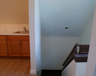 1698 North Avenue - Photo Thumbnail 7